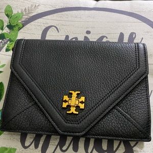 Tory Burch Kira Envelope Clutch ❤️SOLD❤️